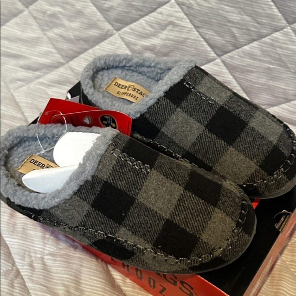 Deer Stags Nordic Clog Slipper Woman’s US 7 Gray Black Plaid Faux Shearling  NEW
